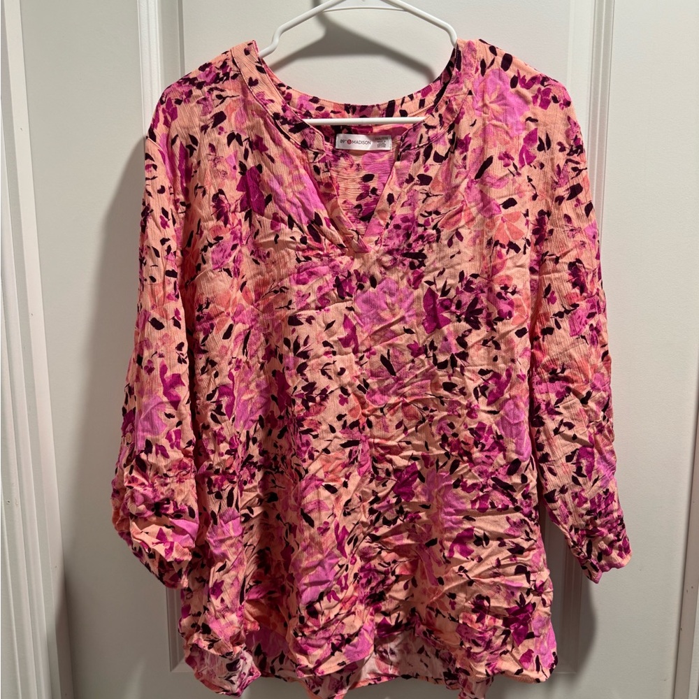 89th & Madison Pink and Magenta Floral V-Neck Blouse